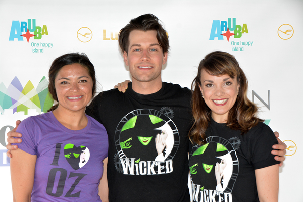 Photo Coverage: GROUNDHOG DAY, WICKED & More Help Kick Off the Summer at Broadway in Bryant Park! 