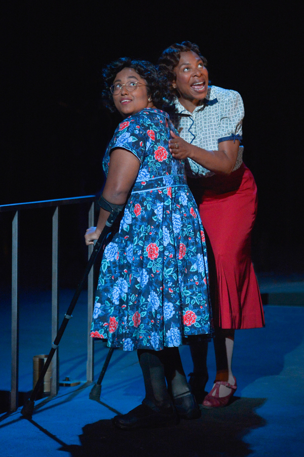 Photo Flash: California Shakespeare presents THE GLASS MENAGERIE Image