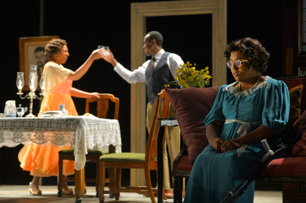 Photo Flash: California Shakespeare presents THE GLASS MENAGERIE Image