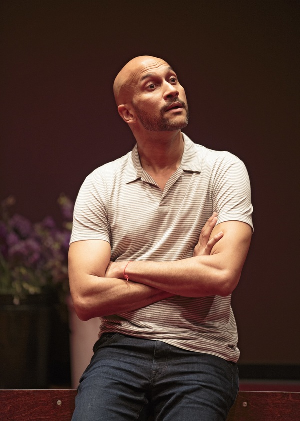 Photo Flash: First Look at Oscar Isaac, Keegan-Michael Key and More in HAMLET at The Public Theater Image