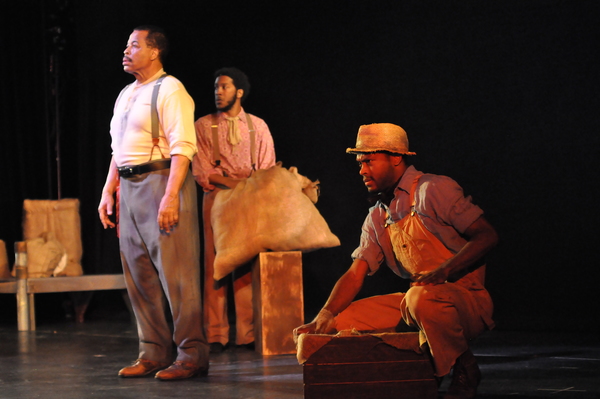 Photo Flash: First Look at Michel Bell, Ciaran Sheehan, Sarah Oakes Muirhead and More in SHOW BOAT at Reagle Music Theatre Image