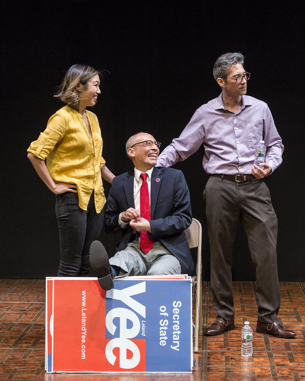 Photo Flash: First Look at KING OF THE YEES, Opening This Weekend at the Douglas Image