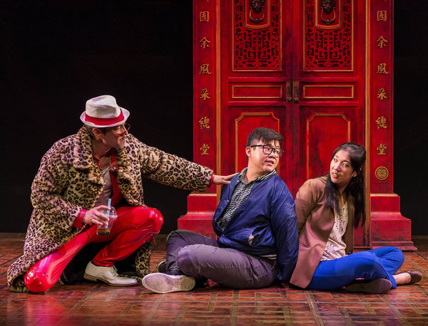Photo Flash: First Look at KING OF THE YEES, Opening This Weekend at the Douglas Image