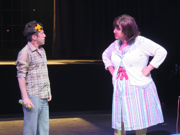 Photo Coverage: Inside the Israeli Production of HAIRSPRAY Presentation Image