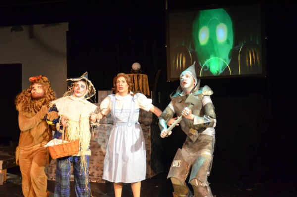 Photo Flash: Summer Orlando Becomes First Male Actor to Play 'Dorothy' in THE WIZARD OF OZ Image