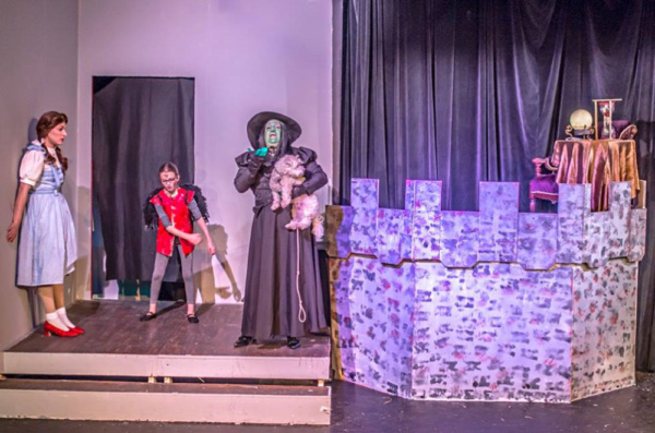 Photo Flash: Summer Orlando Becomes First Male Actor to Play 'Dorothy' in THE WIZARD OF OZ Image