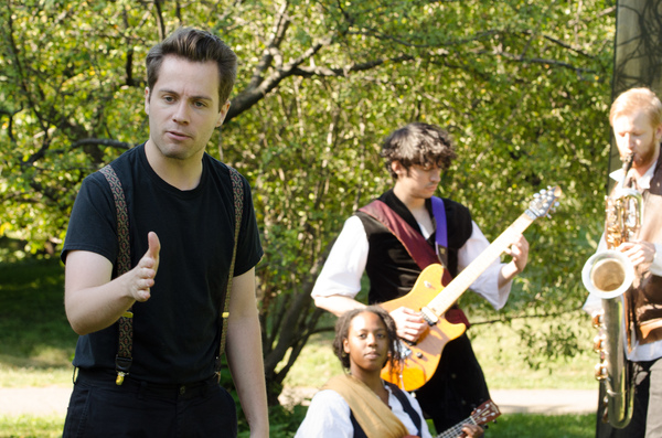 Photo Flash: First Look at Midsommer Flight's Touring HAMLET Image