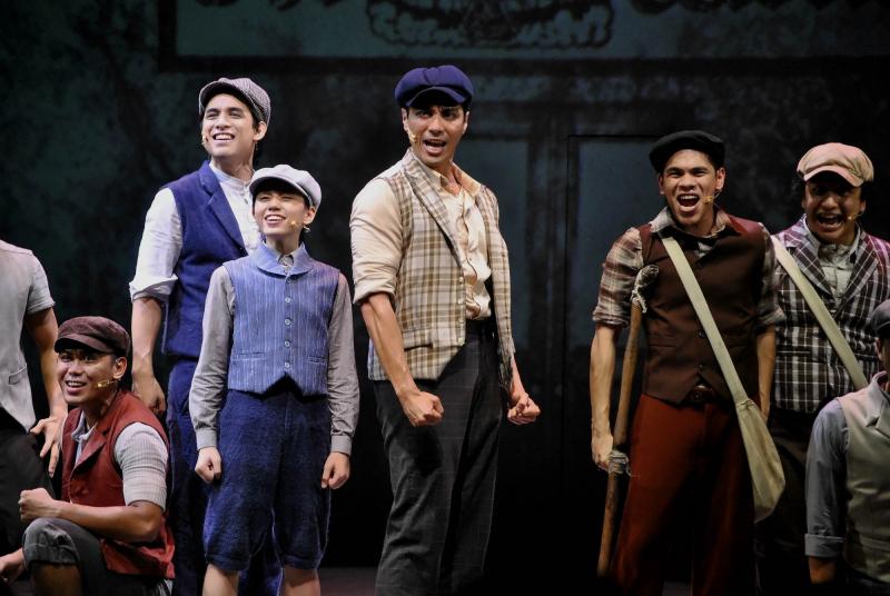 BWW Review: NEWSIES Is Exceptionally Entertaining, Bursting With Raw Energy! 