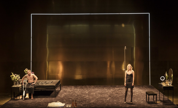 Photo Flash: First Look at Sienna Miller and the Cast of CAT ON A HOT TIN ROOF at the Apollo Theatre  Image