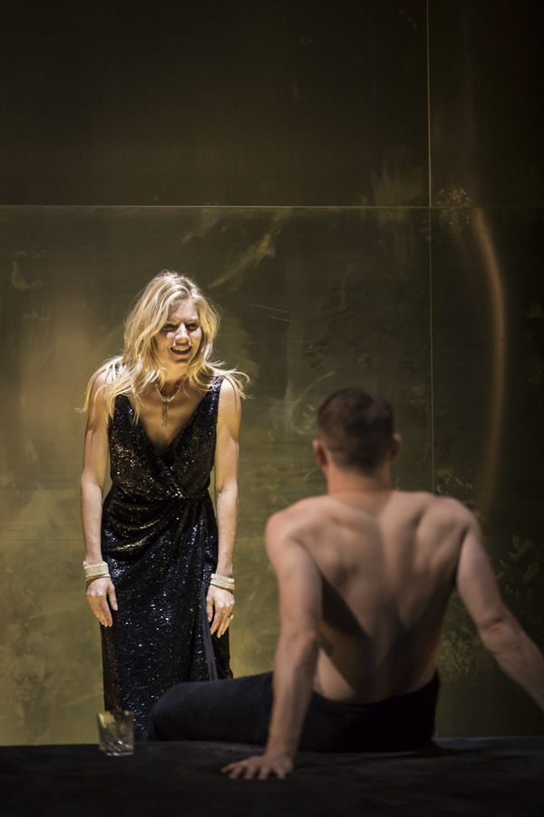 Photo Flash: First Look at Sienna Miller and the Cast of CAT ON A HOT TIN ROOF at the Apollo Theatre Image
