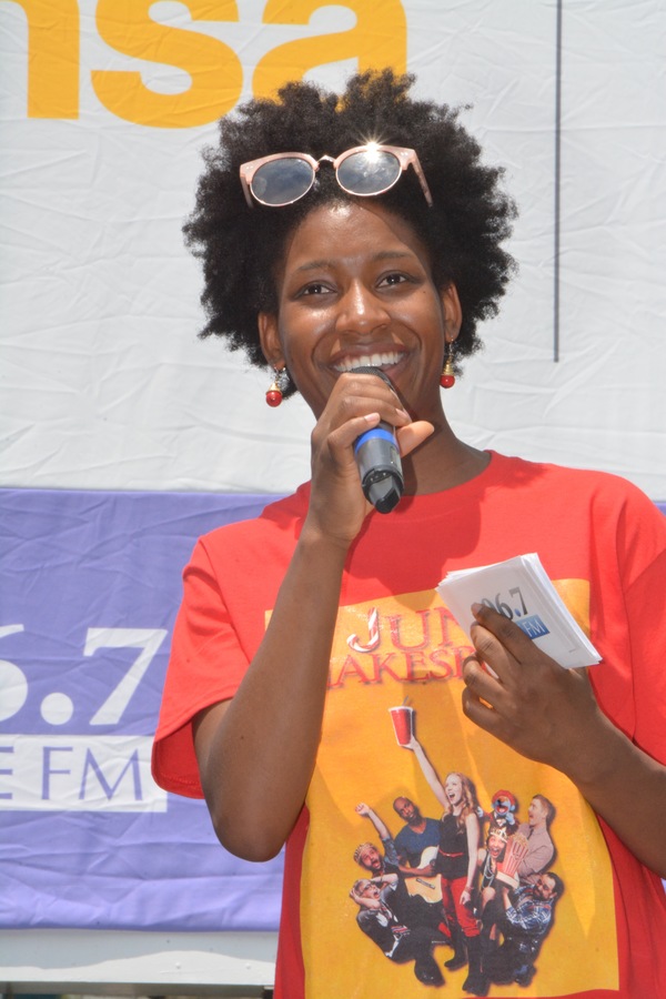 Photo Coverage: The Casts of WAITRESS, CATS, and More at Broadway In Bryant Park  Image