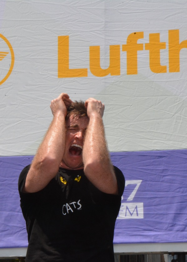 Photo Coverage: The Casts of WAITRESS, CATS, and More at Broadway In Bryant Park Image