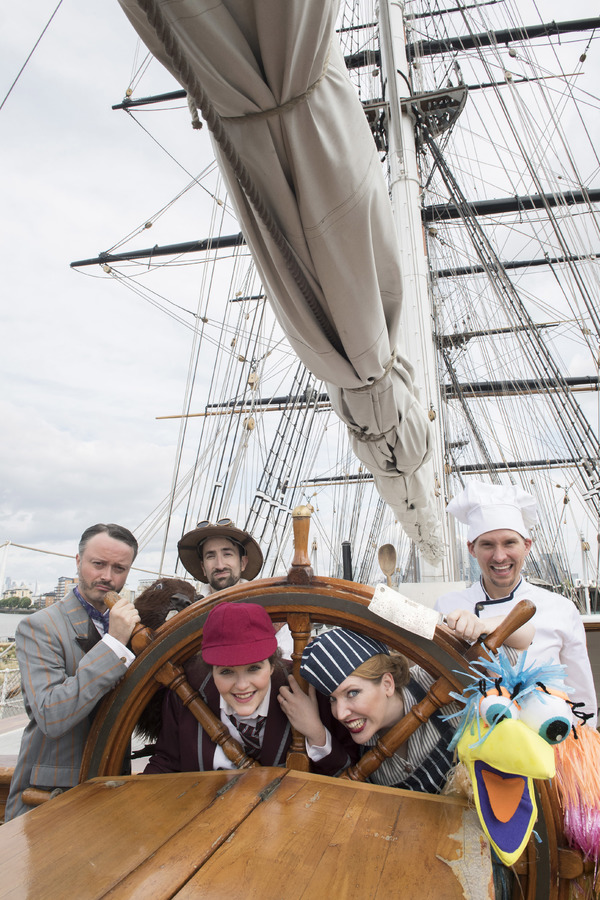 Photo Flash: Cast of THE HUNTING OF THE SNARK Visit Cutty Sark 