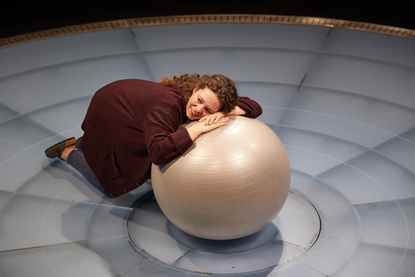 Photo Flash: First Look at MOSQUITOES at the National Theatre Image