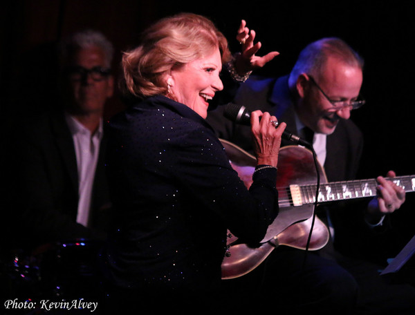Photo Flash: Linda Lavin Returns to Birdland with MY SECOND FAREWELL CONCERT Image