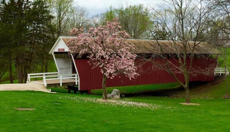 BWW Previews: THE BRIDGES OF MADISON COUNTY  at Guild Hall, August 3-6, 2017 Image