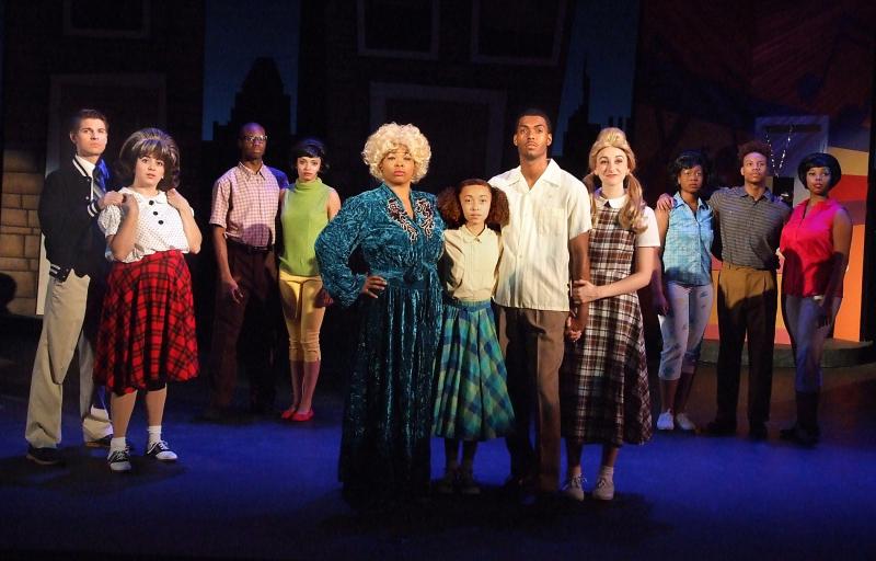 BWW Review: Laguna Playhouse Welcomes Adorably Plucky HAIRSPRAY 