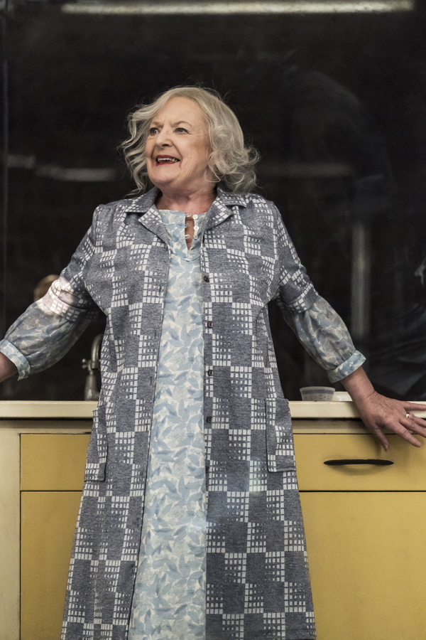 Photo Flash: First Look at John Tiffany-Helmed ROAD at the Royal Court Theatre Image