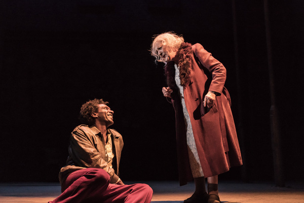 Photo Flash: First Look at John Tiffany-Helmed ROAD at the Royal Court Theatre Image
