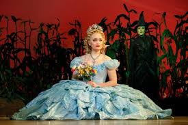 Review: WICKED is Still Wildly 'Popular' Image