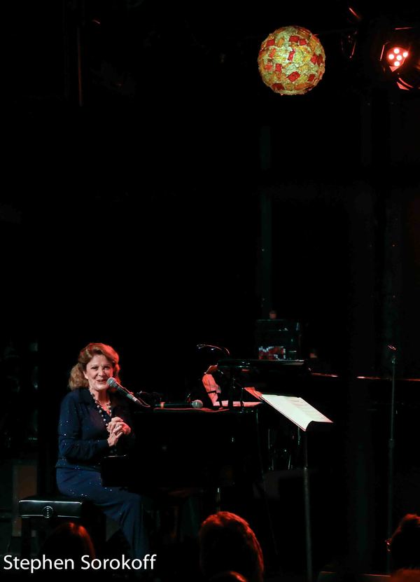 Photo Coverage: Linda Lavin Plays Helsinki On Broadway Image