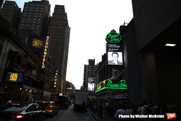 Photo Coverage: Broadway Dims The Lights In Memory Of Sam Shepard Image