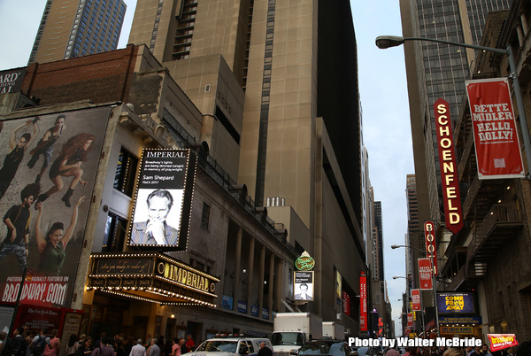 Photo Coverage: Broadway Dims The Lights In Memory Of Sam Shepard Image