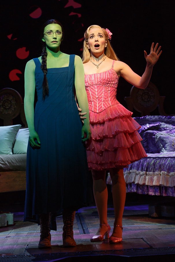 BWW First Person: What A Difference A Transfer Can Make; Looking at the Differences in Shows Between London and New York Image