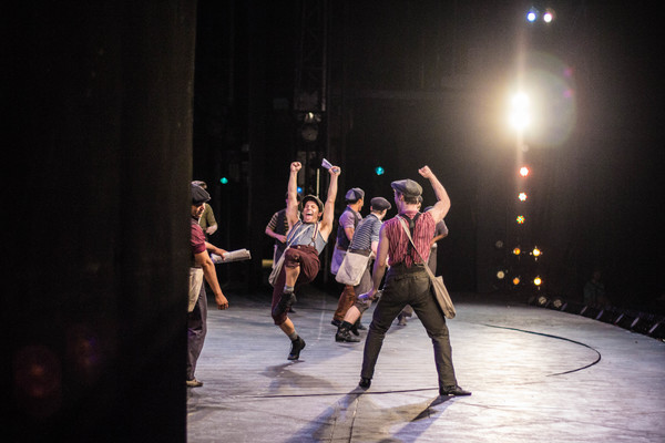 BWW Photo Exclusive: Watch What Happens... Backstage with NEWSIES at The Muny! Image