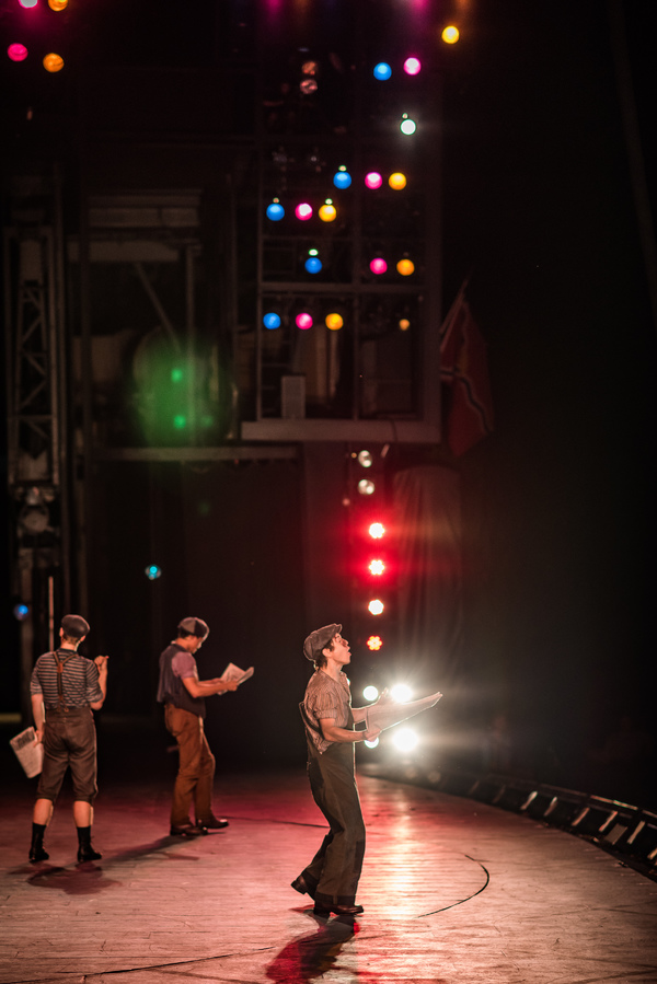 BWW Photo Exclusive: Watch What Happens... Backstage with NEWSIES at The Muny! Image