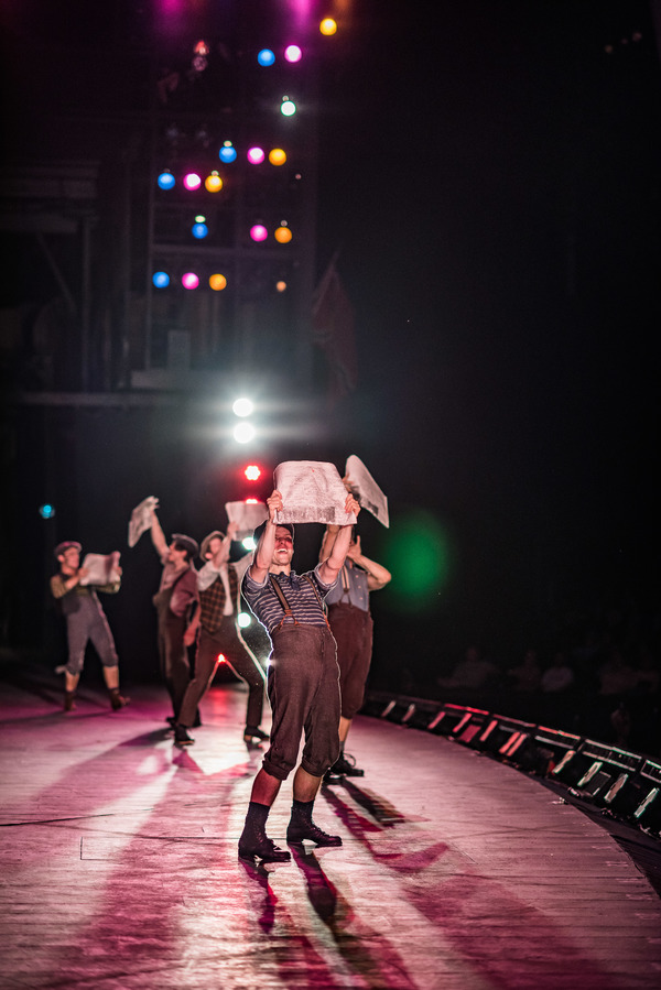 BWW Photo Exclusive: Watch What Happens... Backstage with NEWSIES at The Muny! Image
