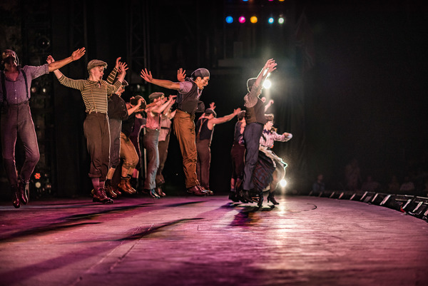BWW Photo Exclusive: Watch What Happens... Backstage with NEWSIES at The Muny! Image