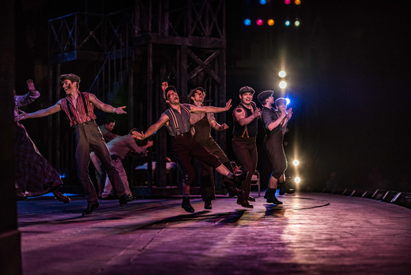 BWW Photo Exclusive: Watch What Happens... Backstage with NEWSIES at The Muny! Image