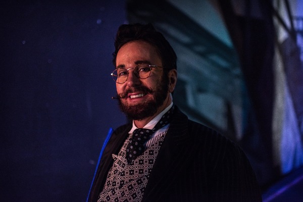 BWW Photo Exclusive: Watch What Happens... Backstage with NEWSIES at The Muny! Image