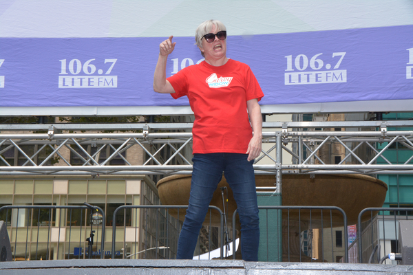 Photo Coverage: Casts of COME FROM AWAY. CHARLIE, and More Dazzle Broadway In Bryant Park Image