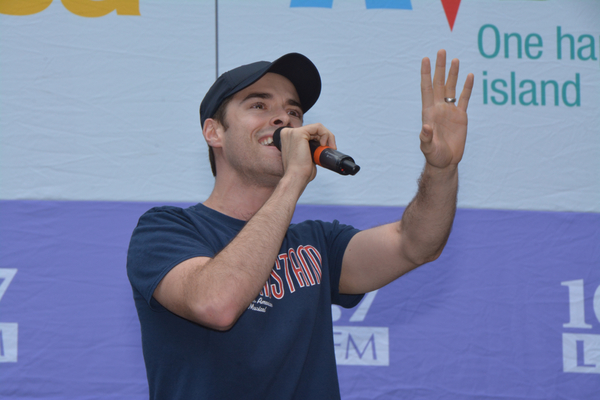 Photo Coverage: Casts of COME FROM AWAY. CHARLIE, and More Dazzle Broadway In Bryant Park Image