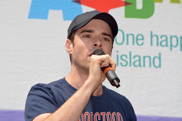 Photo Coverage: Casts of COME FROM AWAY. CHARLIE, and More Dazzle Broadway In Bryant Park Image