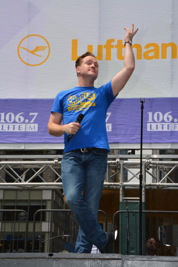 Photo Coverage: Casts of COME FROM AWAY. CHARLIE, and More Dazzle Broadway In Bryant Park Image