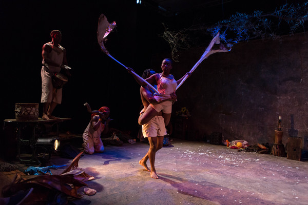 Photo Coverage: The Baxter Theatre's KAROO MOOSE - NO FATHERS at the Edinburgh Assembly Fringe Festival Image