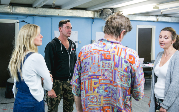 Craig Revel Horwood with Diana Vickers, Michael Howe and Debra Stephenson Photo