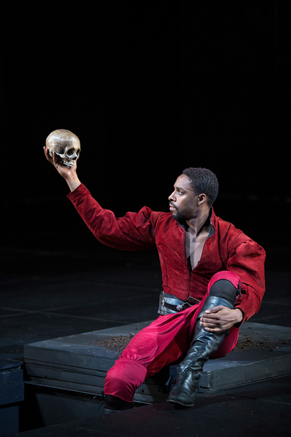 Photo Flash: First Look at HAMLET at The Old Globe Image