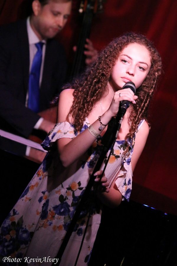 Photo Flash: The Beverly Bombshells, Colleen Ballinger and More Take the Stage at Birdland Image