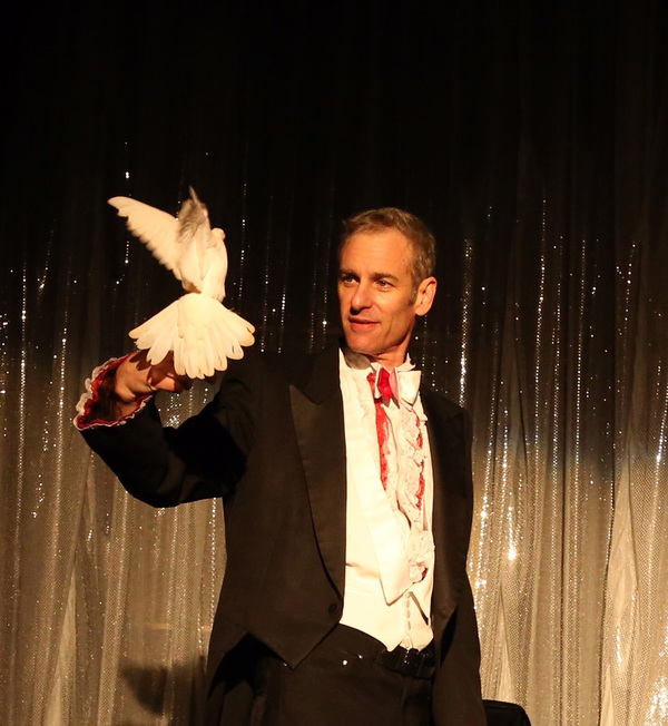 Photo Flash: Immersive Weekend of Amazement MAGICMANIA Set for Colony Theatre Image