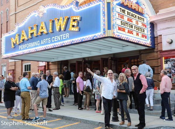 Photo Coverage: Sutton Foster Performs at Mahaiwe Performing Arts Center Image