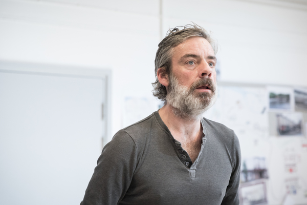 Photo Flash: Sneak Peek Inside Rehearsal for English Touring Theatre's THE WEIR 