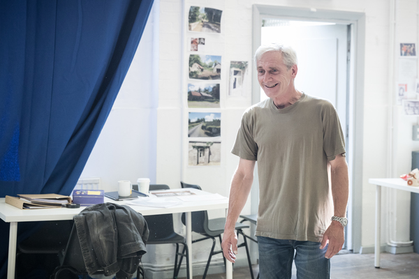 Photo Flash: Sneak Peek Inside Rehearsal for English Touring Theatre's THE WEIR 