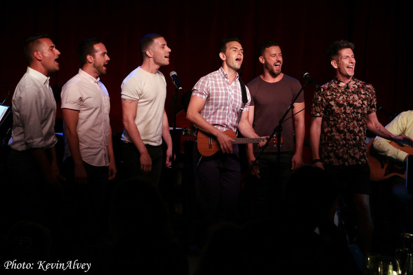 Photo Flash: BROADWAY AT BIRDLAND Series Welcomes Daniel Reichard Image