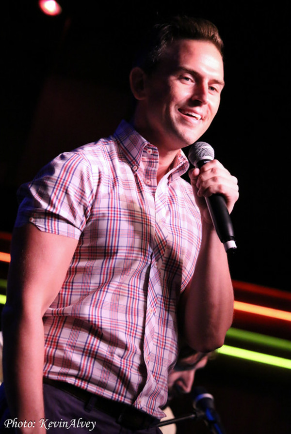 Photo Flash: BROADWAY AT BIRDLAND Series Welcomes Daniel Reichard Image