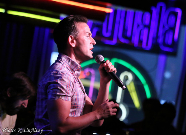 Photo Flash: BROADWAY AT BIRDLAND Series Welcomes Daniel Reichard Image