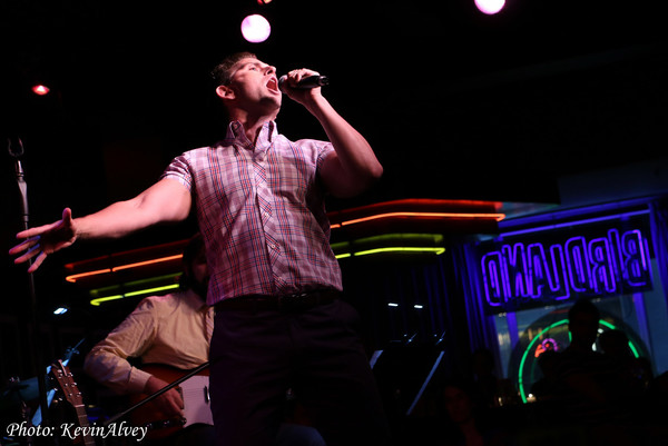 Photo Flash: BROADWAY AT BIRDLAND Series Welcomes Daniel Reichard Image